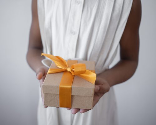 Choosing Between An Amex Or Visa Gift Card: What's the Difference? -  Cardtonic